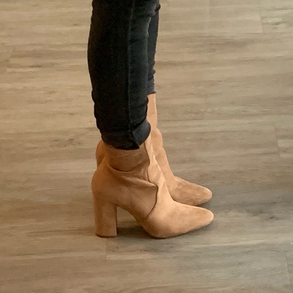 Aurellane Ankle Boots - Picture 7 of 9